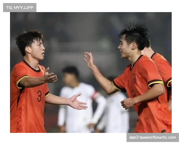 赛后混合采访区：双方主帅对红牌判罚持不同看法